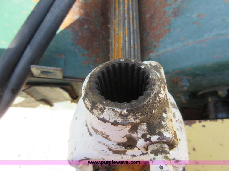 image for item G6627 Arts-Way 500A feed mixer