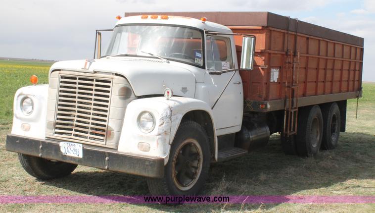 Grain Trucks For Sale >> 1966 International Loadstar 1600 Grain Truck Item H1527 Grain Trucks For Sale >> 1966 International Loadstar 1600 Grain Truck Item H1527