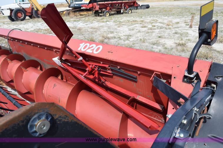 image for item H5121 2001 Case IH 1020 head