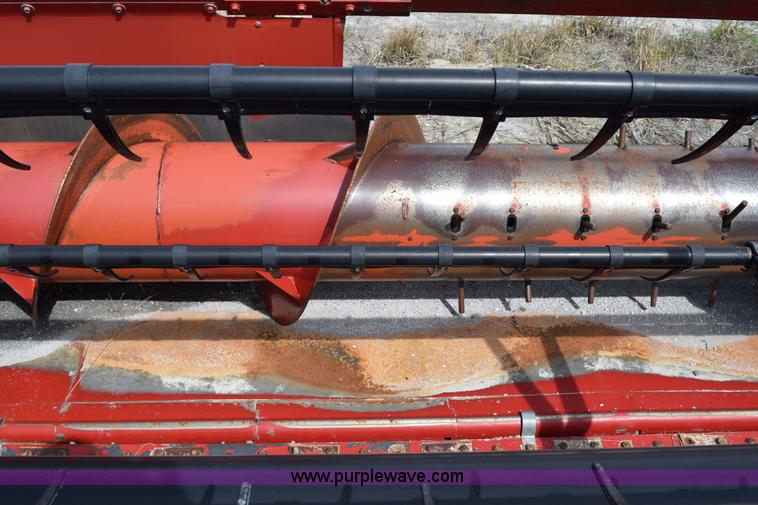 image for item H5121 2001 Case IH 1020 head