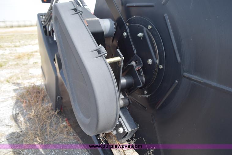 image for item H5121 2001 Case IH 1020 head