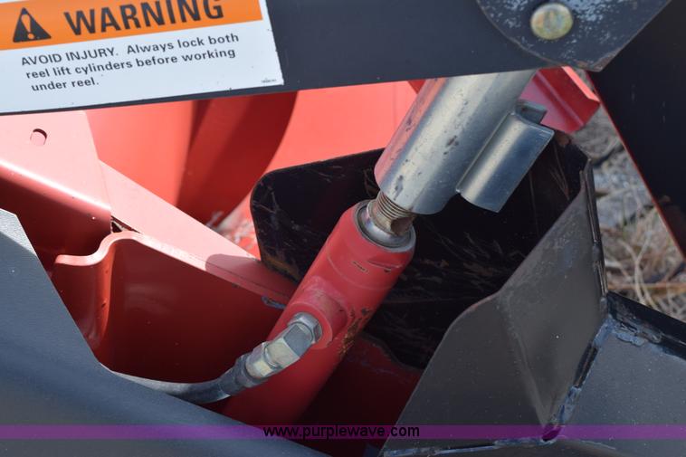 image for item H5121 2001 Case IH 1020 head