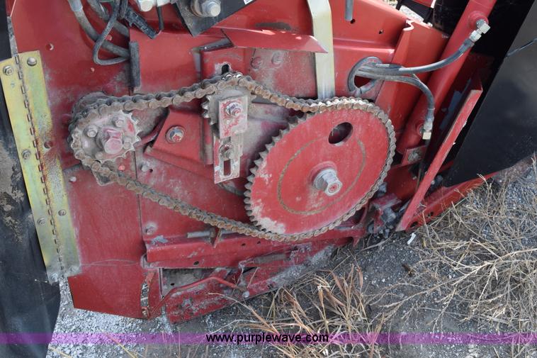 image for item H5121 2001 Case IH 1020 head