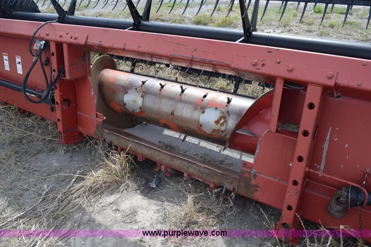image for item H5121 2001 Case IH 1020 head