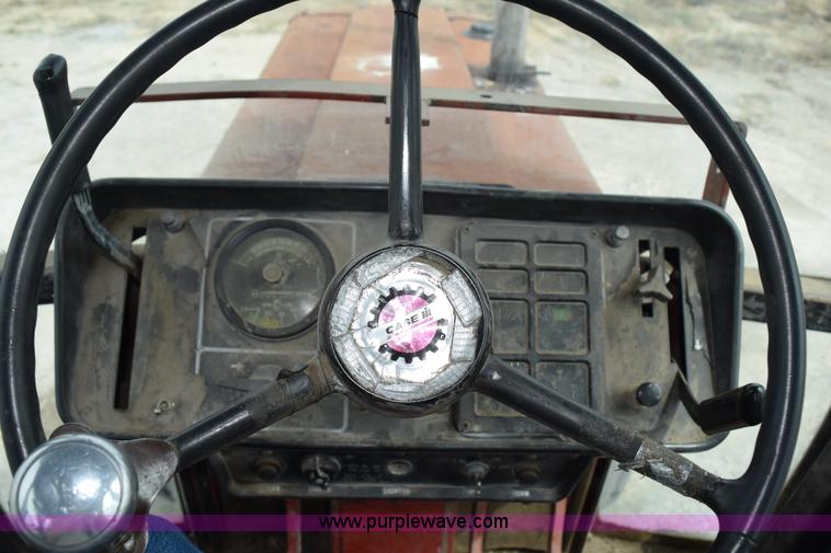 image for item H5126 International 1086 tractor