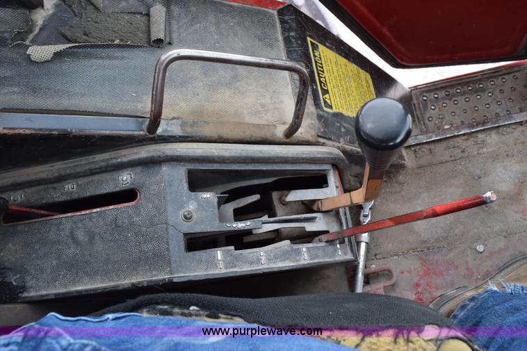 image for item H5126 International 1086 tractor