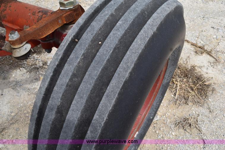 image for item H5126 International 1086 tractor