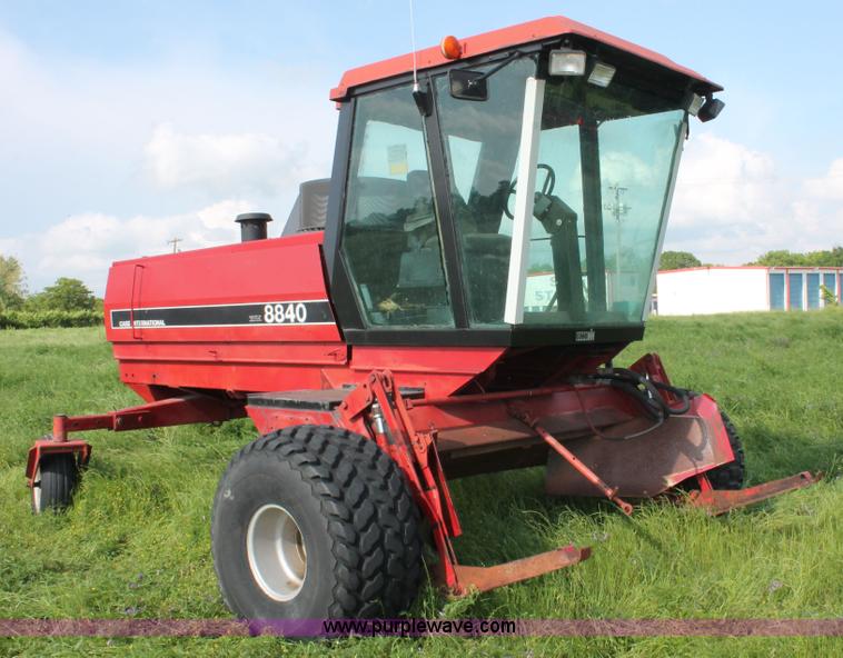 image for item H5820 1989 Case IH 8840 self-propelled windrower