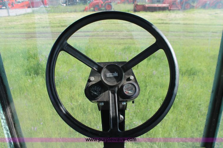 image for item H5820 1989 Case IH 8840 self-propelled windrower
