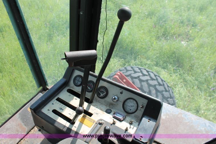 image for item H5820 1989 Case IH 8840 self-propelled windrower