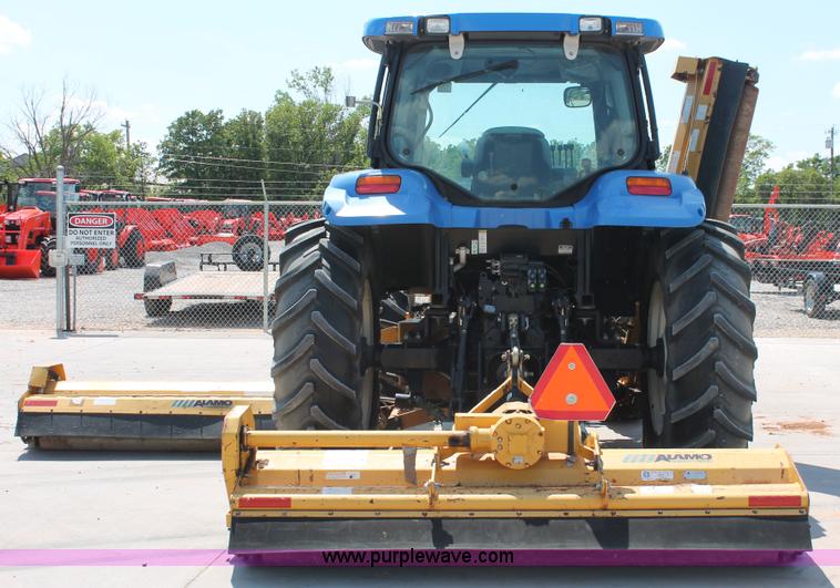 image for item H5821 2005 New Holland TS115A MFWD tractor