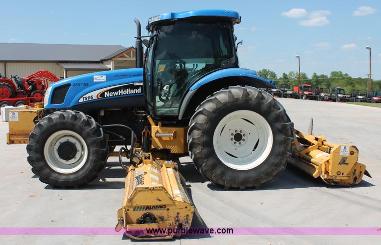 image for item H5821 2005 New Holland TS115A MFWD tractor