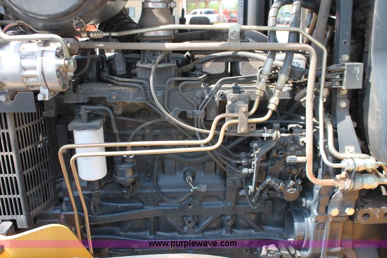 image for item H5821 2005 New Holland TS115A MFWD tractor