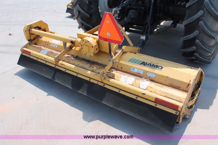 image for item H5821 2005 New Holland TS115A MFWD tractor