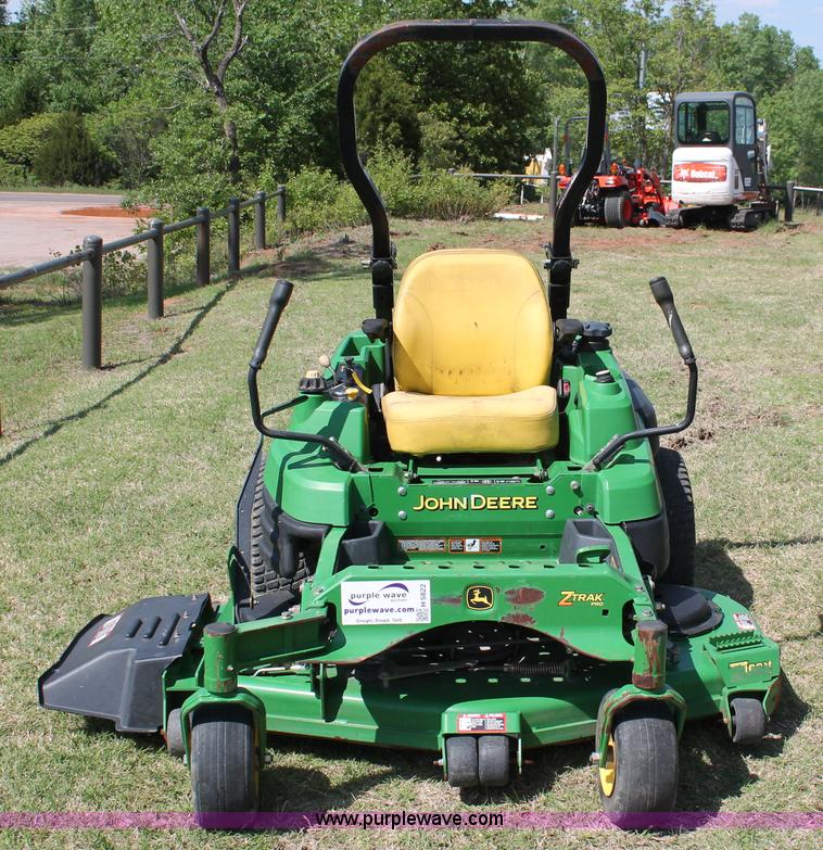 image for item H5822 2012 John Deere Z960A Z-Trak lawn mower