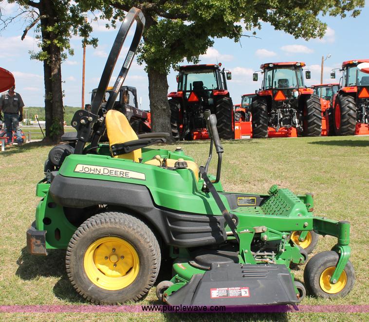 image for item H5822 2012 John Deere Z960A Z-Trak lawn mower
