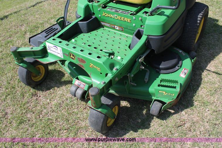 image for item H5822 2012 John Deere Z960A Z-Trak lawn mower