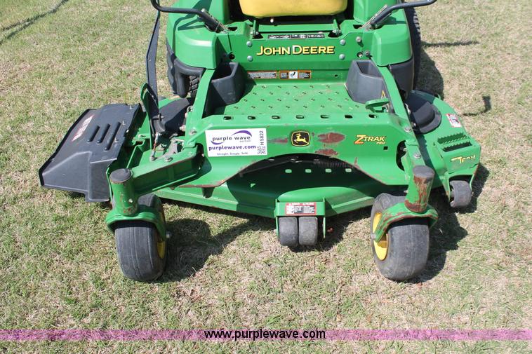 image for item H5822 2012 John Deere Z960A Z-Trak lawn mower