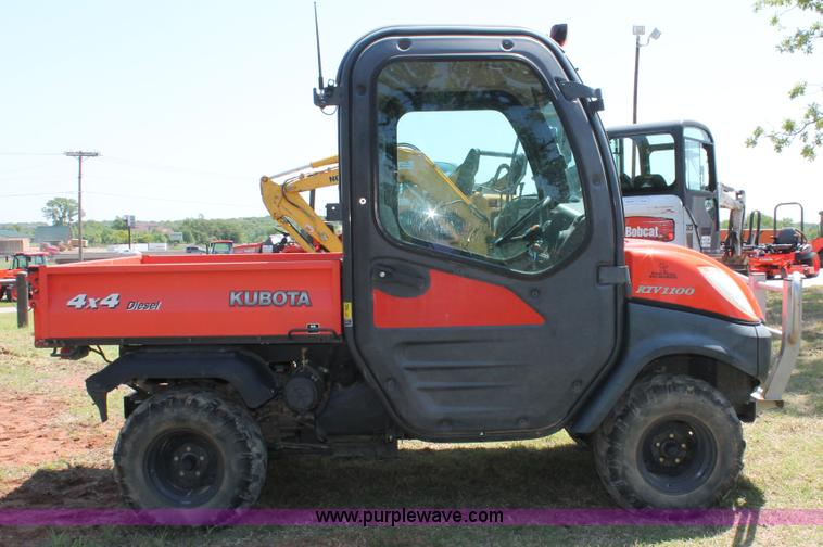 image for item H5823 2008 Kubota RTV1100 UTV