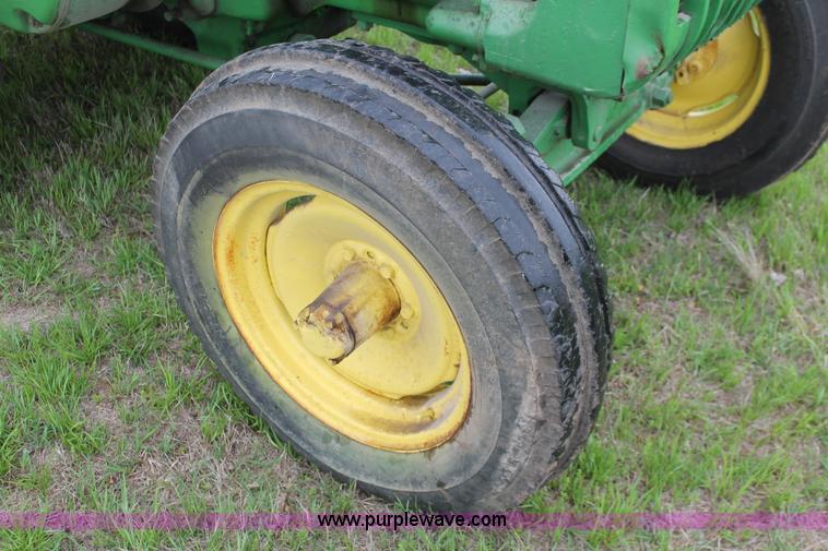 image for item H5839 John Deere D tractor