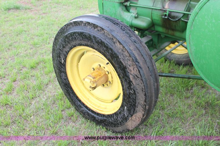 image for item H5839 John Deere D tractor
