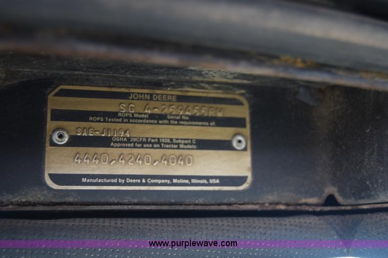 image for item H8585 1980 John Deere 4240 tractor