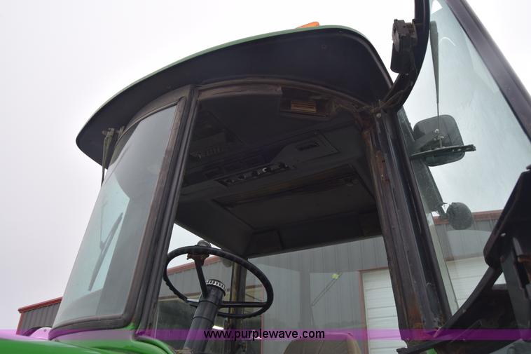 image for item H8585 1980 John Deere 4240 tractor