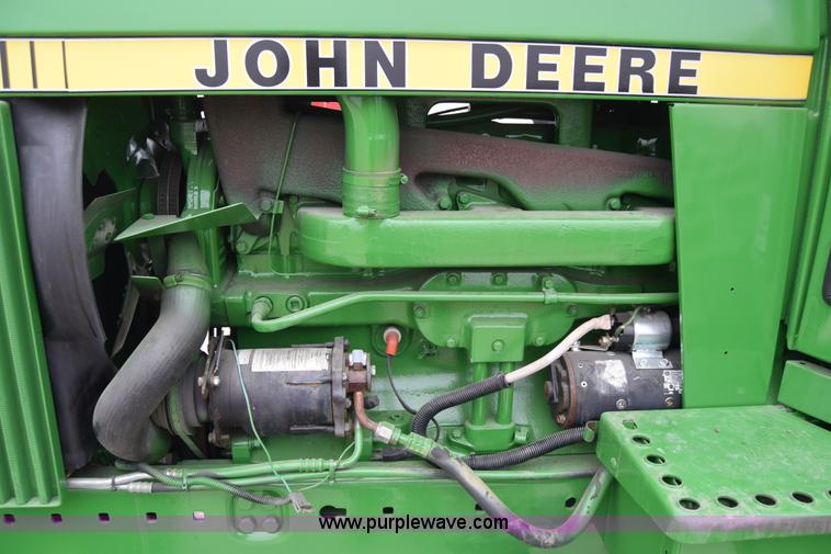 image for item H8585 1980 John Deere 4240 tractor