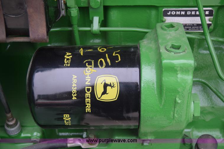 image for item H8585 1980 John Deere 4240 tractor