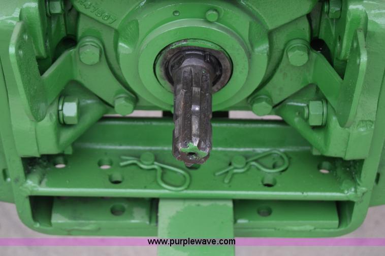 image for item H8585 1980 John Deere 4240 tractor