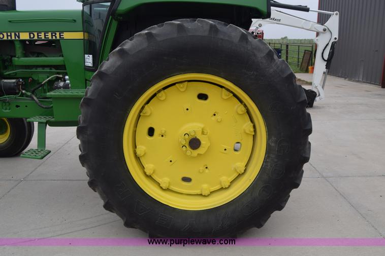 image for item H8585 1980 John Deere 4240 tractor