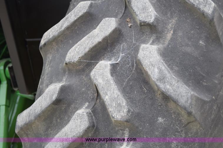 image for item H8585 1980 John Deere 4240 tractor