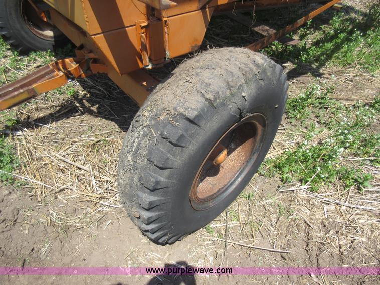 image for item I4592 Richardton multi-purpose side dump wagon