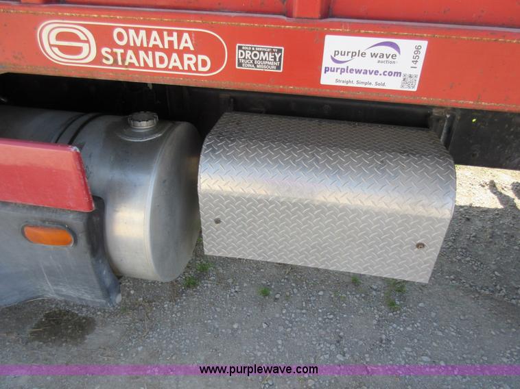 image for item I4596 1988 Kenworth T600 grain truck