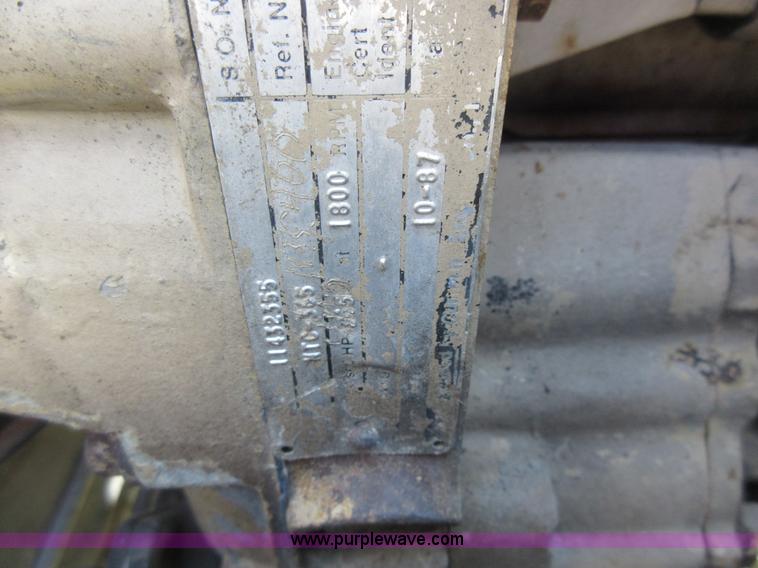 image for item I4596 1988 Kenworth T600 grain truck