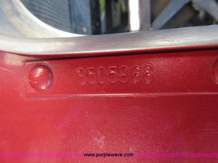 image for item I4596 1988 Kenworth T600 grain truck