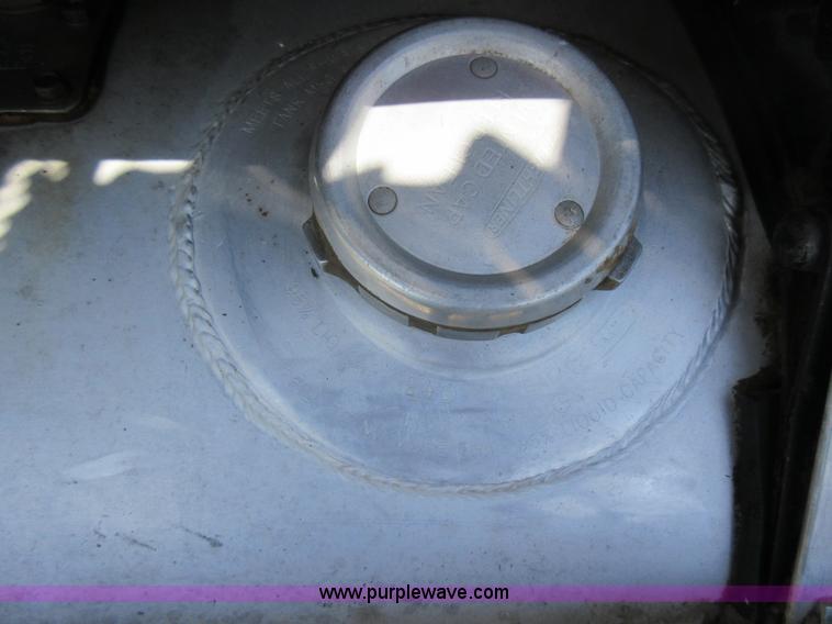 image for item I4597 1991 Freightliner FLD120SD grain truck