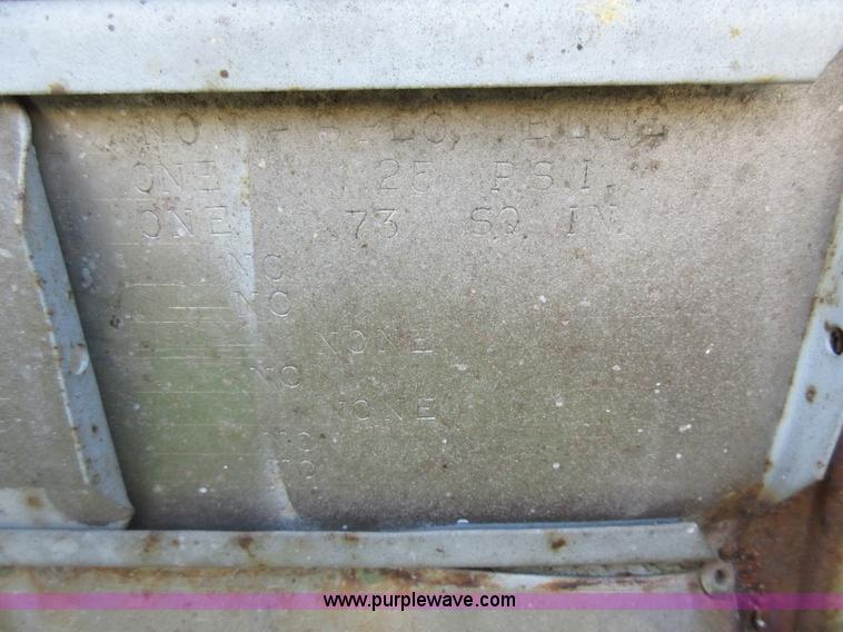 image for item I4602 1970 Heil tanker trailer