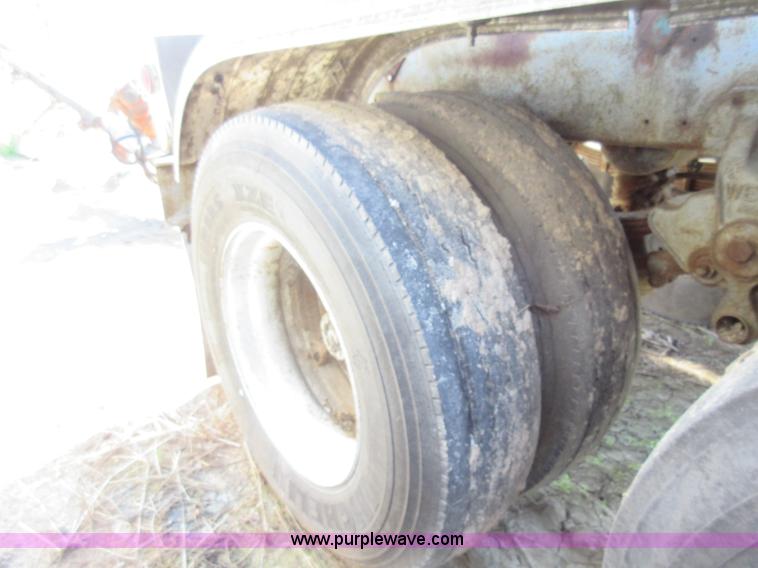 image for item I4602 1970 Heil tanker trailer