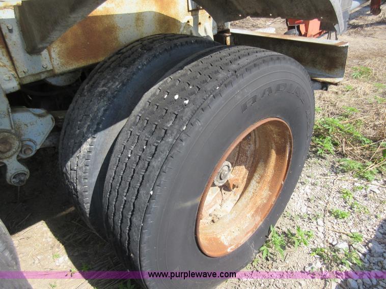 image for item I4602 1970 Heil tanker trailer