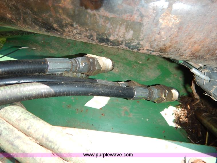 image for item J3944 John Deere 330 round baler