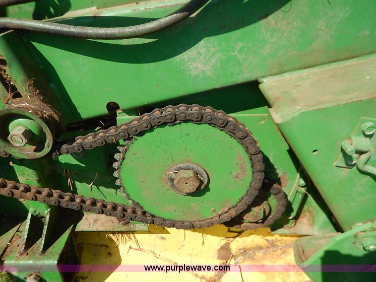 image for item J3944 John Deere 330 round baler