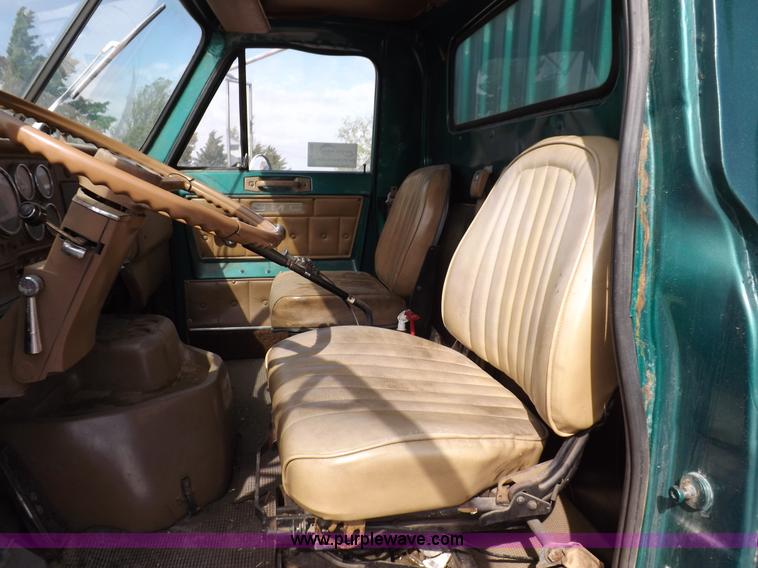 image for item K3044 1979 GMC Brigadier grain truck