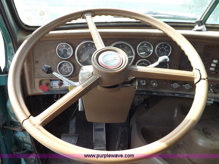 image for item K3044 1979 GMC Brigadier grain truck