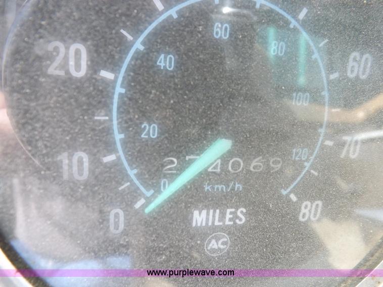 image for item K3044 1979 GMC Brigadier grain truck