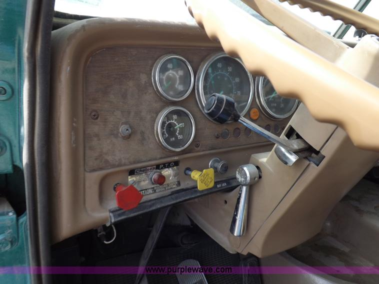 image for item K3044 1979 GMC Brigadier grain truck