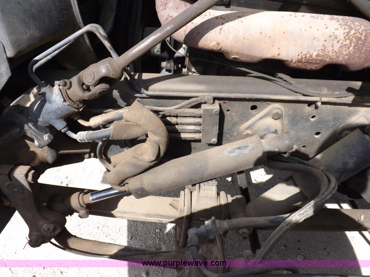 image for item K3044 1979 GMC Brigadier grain truck