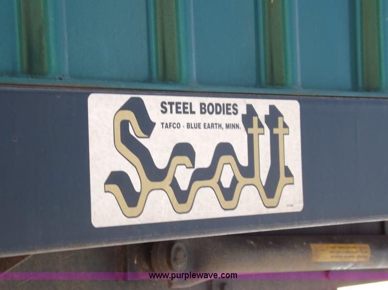 image for item K3044 1979 GMC Brigadier grain truck