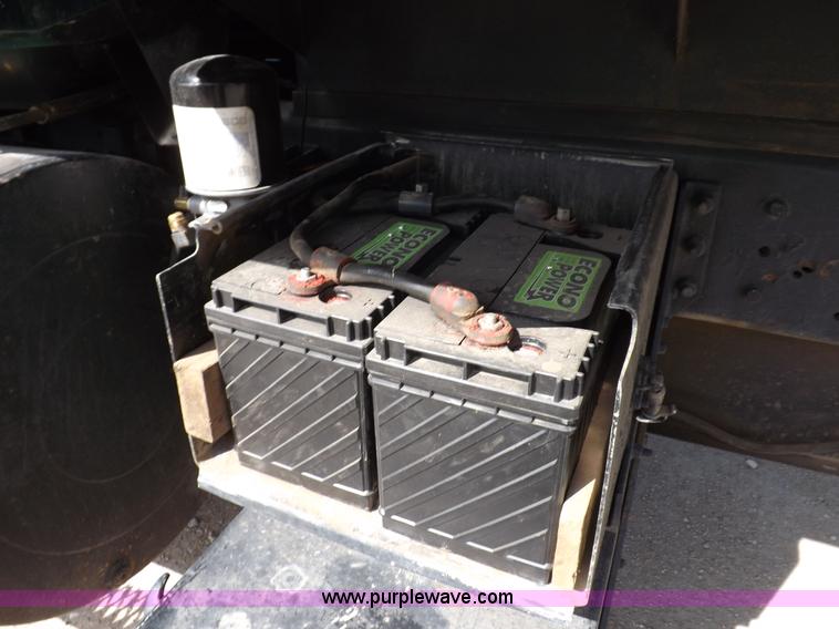 image for item K3044 1979 GMC Brigadier grain truck