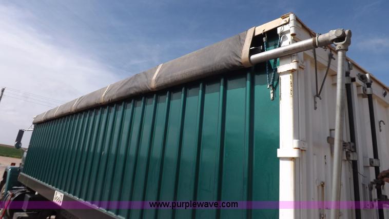 image for item K3044 1979 GMC Brigadier grain truck